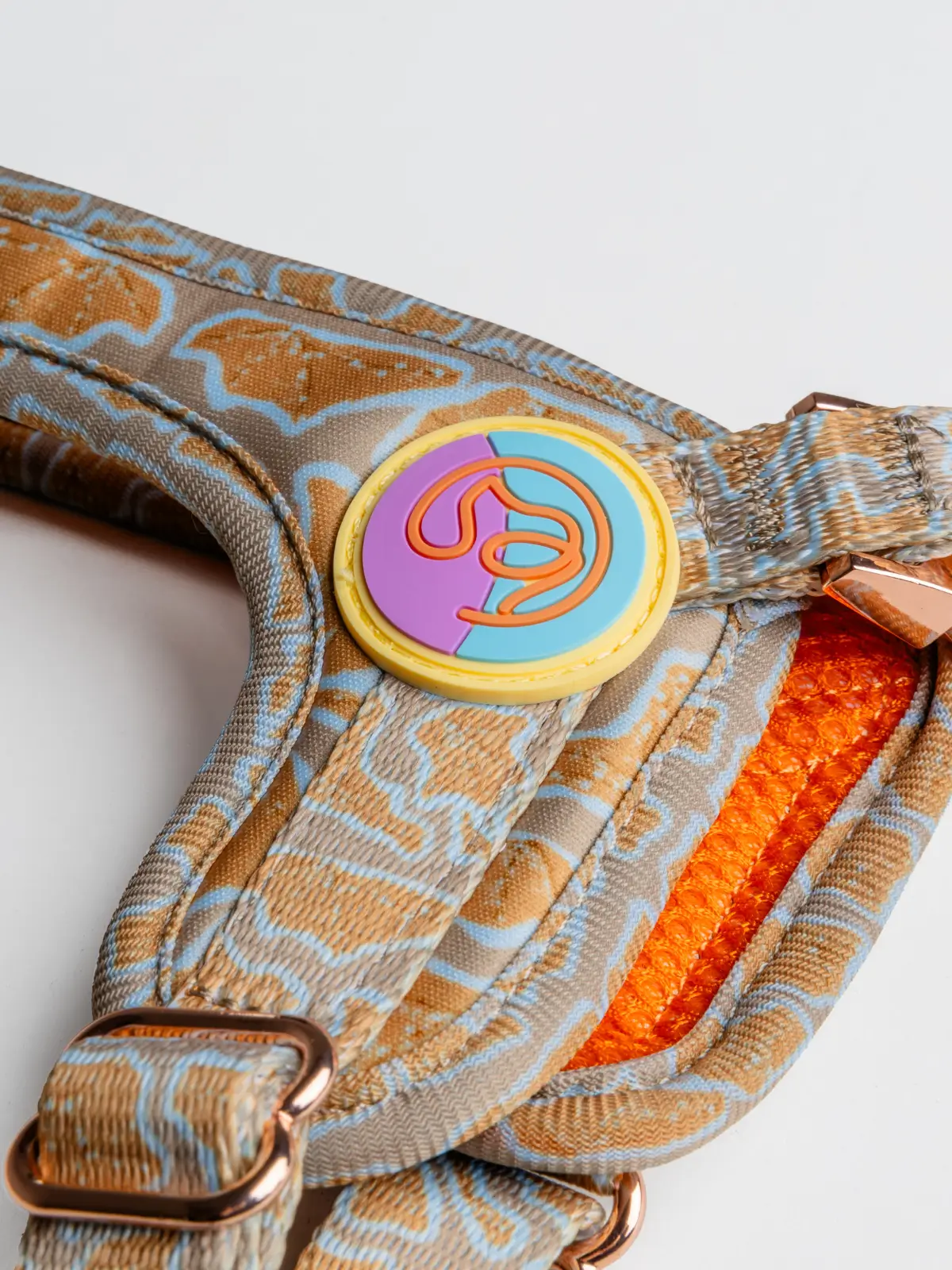 le-chouchou-dog-harness-logo Leafy Glacé Step-In Dog Harness - Image 4