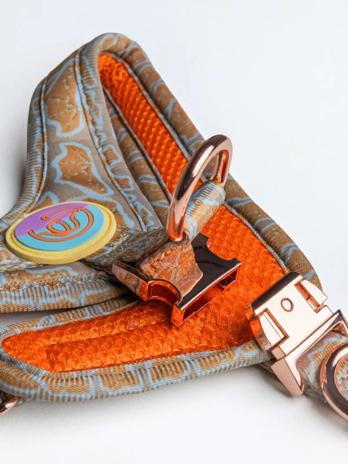 luxury-dog-harness-details Leafy Glacé Step-In Dog Harness - Image 3