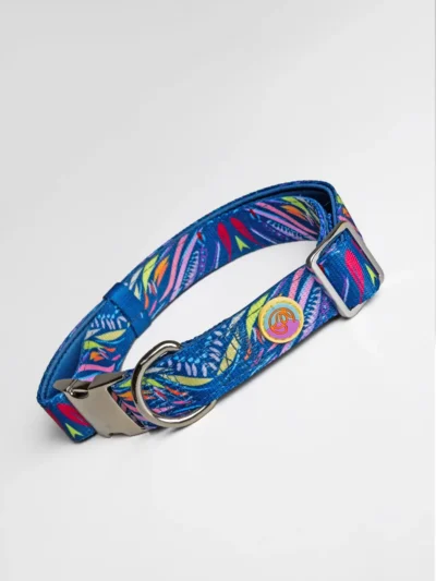 le-collier-premium-le-chouchou-paris Océan Bijou designer dog collar with silver hardware and tropical pattern – Le ChouChou Paris