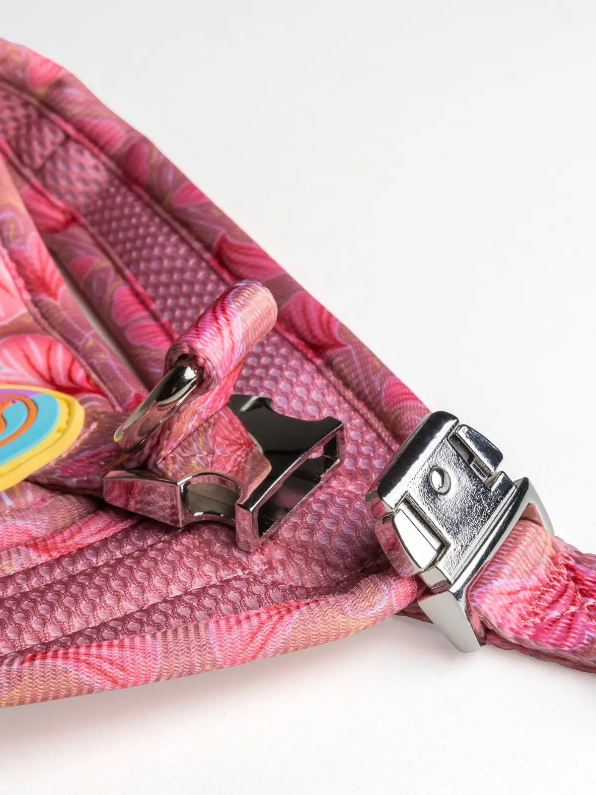 le-harnais-step-in-chic-pour-chien Designer floral step-in harness for small dogs in blush tones – Le ChouChou Paris